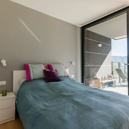 1 Bedroom Deluxe View Terrace *